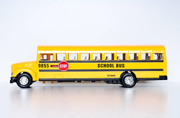 bus scolaire - bussing photos et images de collection