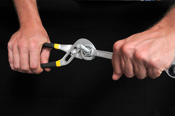 istock Hand and Tongs 179273091