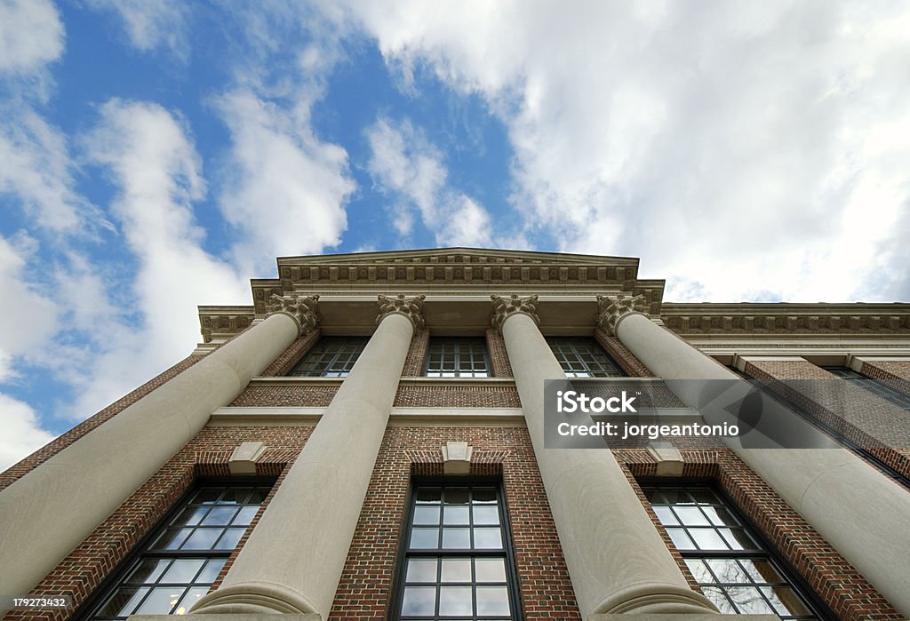 Solide fondamenta, Alta aspirazione - Foto stock royalty-free di Università di Harvard