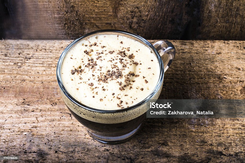 Café Cappuccino creme misturado com espuma aos chocolate - Royalty-free Aldeia Foto de stock