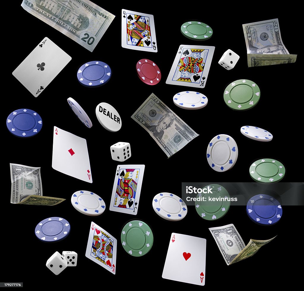 Würfel Geld Poker-Chips und Karten für Spieler - Lizenzfrei Spieljeton Stock-Foto