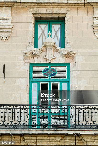 Photo libre de droit de Bâtiment De La Havane Cuba banque d'images et plus d'images libres de droit de Amérique latine - Amérique latine, Architecture, Balcon