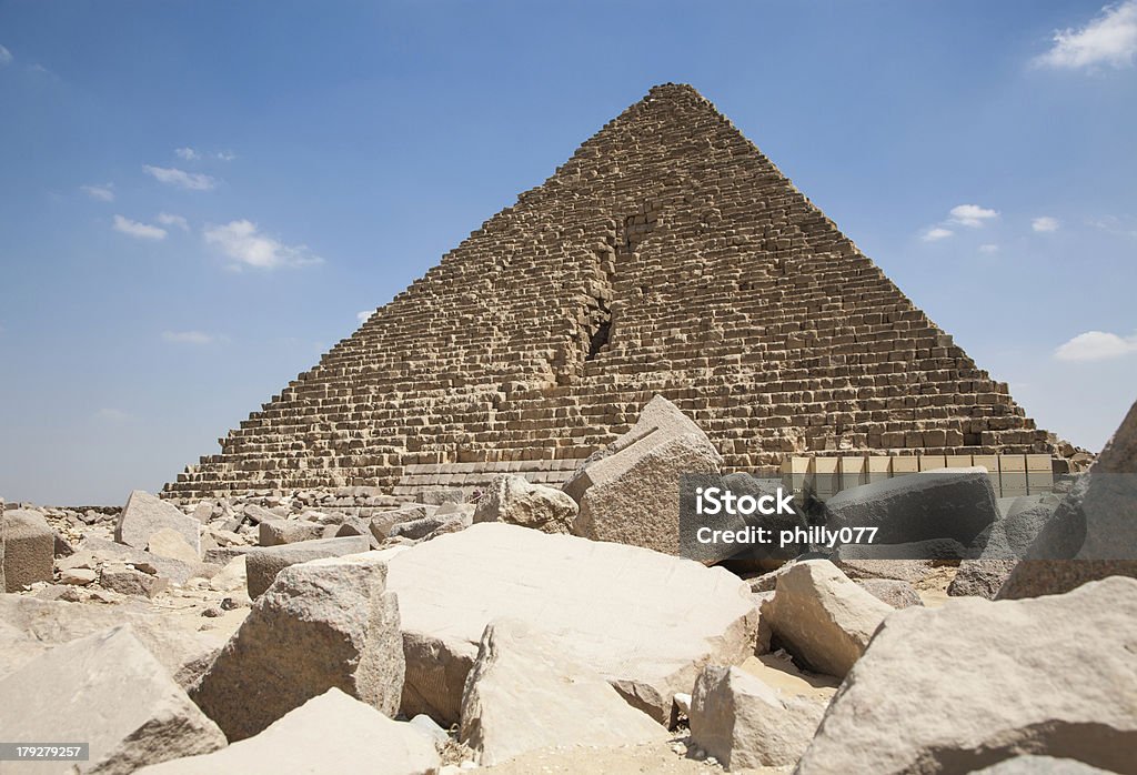 Piramide - Foto stock royalty-free di Antica civiltà