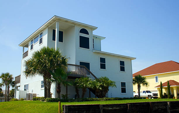 istock coastal residential 20 179279968