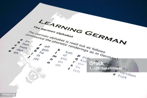 Alemão De Aprendizagem - Fotografias de stock e mais imagens de Alemanha - Alemanha, Aprender, Cultura Alemã