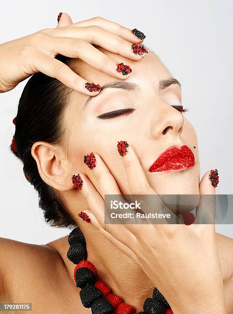 Photo libre de droit de Beauté Maquillage Mullberry banque d'images et plus d'images libres de droit de Adulte - Adulte, Amour, Art du portrait