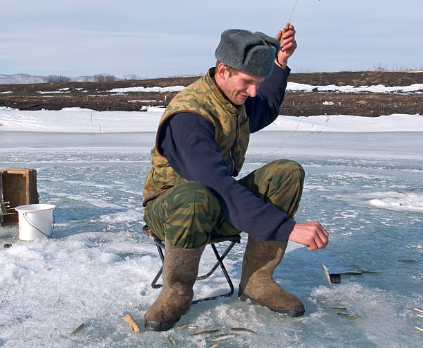 istock Winter Fishing 13 179281375