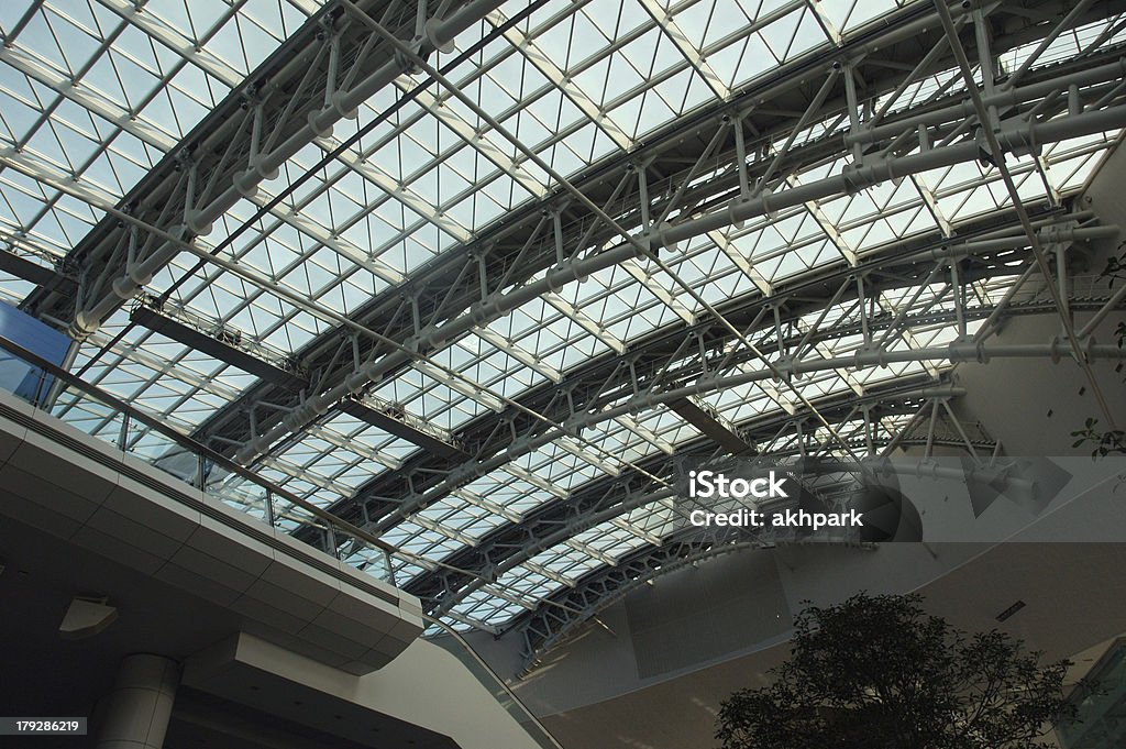 Футуристический здания - Стоковые фото Международный аэропорт Инчхон роялти-фри