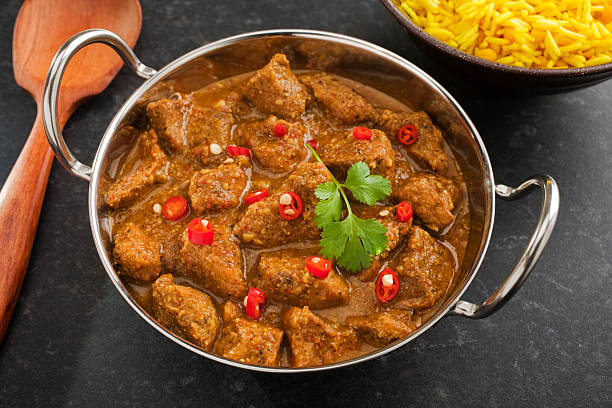 istock Indian Meal Balti Pork Vindaloo Curry 179287059