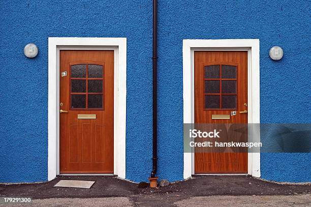 Pokój Typu Twindrzwi - zdjęcia stockowe i więcej obrazów Budowla mieszkaniowa - Budowla mieszkaniowa, Drzwi, Szkocja
