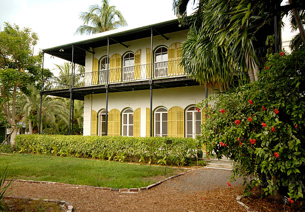 ernest hemingway house, chave west, florida - key west imagens e fotografias de stock