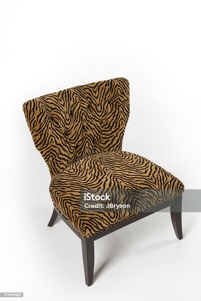 Кресло с тигровым принтом - Стоковые фото Без людей роялти-фри