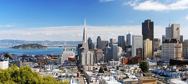 panorama de são francisco 3 - san francisco county skyline panoramic california imagens e fotografias de stock