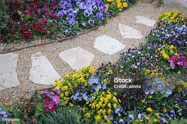 The Walkway At A Botanical Garden Stock Photo - Download Image Now - Yard - Grounds, Footpath, Gravel
