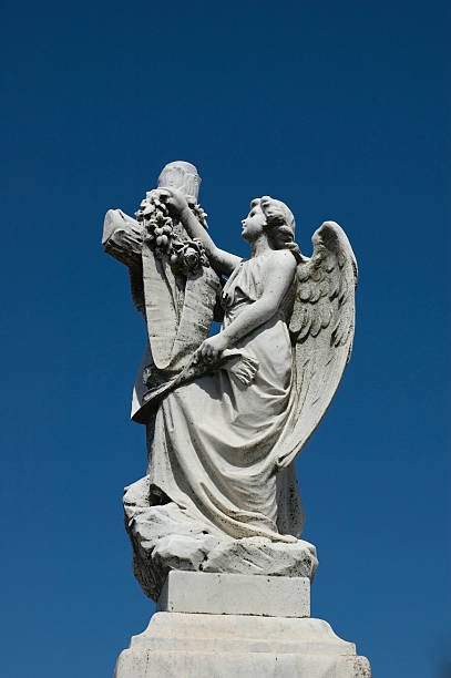 istock Guardian Angel TombStone 179301382