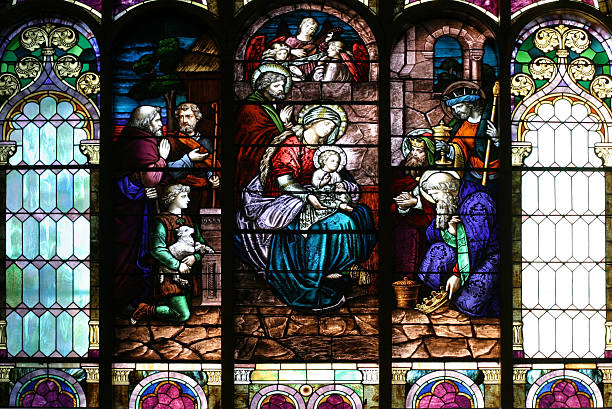 vitral igreja da janela - serene people tranquil scene child god - fotografias e filmes do acervo