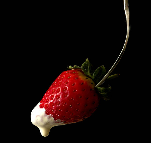 istock Strawberry and Cream 179304494