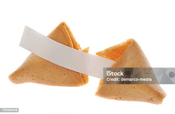 Foto de Biscoito Da Sorte e mais fotos de stock de Biscoito da Sorte - Biscoito da Sorte, Previsão, Quebrado