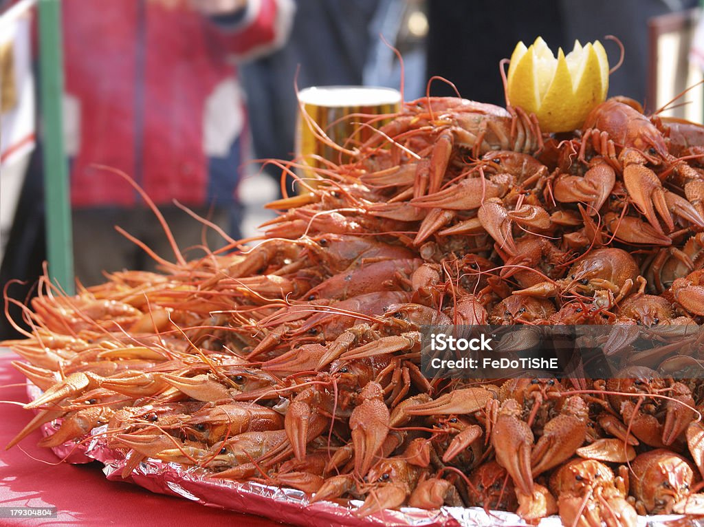 Варёный crayfishes - Стоковые фото Большая группа объектов роялти-фри