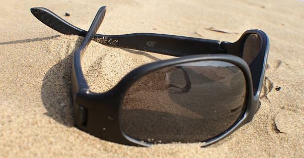 lunettes de soleil - sunspot photos et images de collection