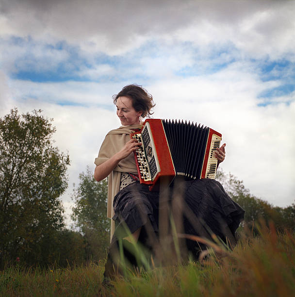 istock Girl playing accordion 179307150