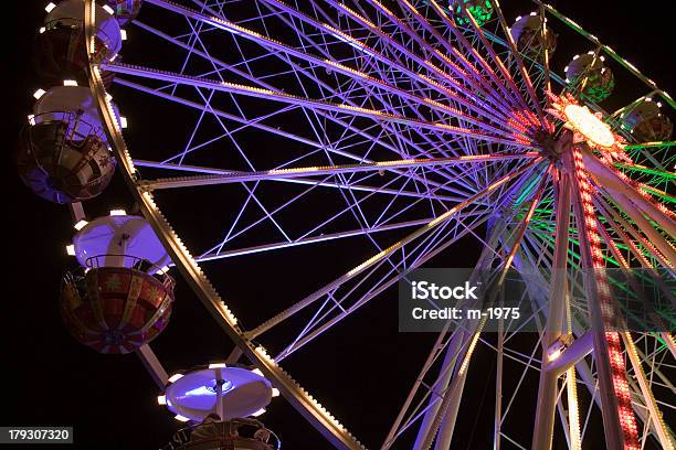 Ferris Riesenrad Stockfoto und mehr Bilder von Abenddämmerung - Abenddämmerung, Abstrakt, Aufregung