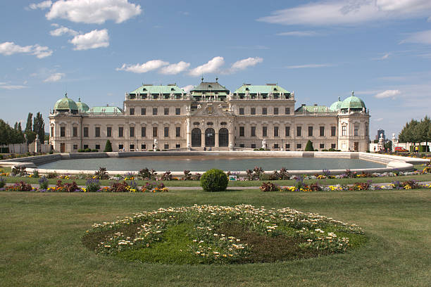 istock Schloss Belvedere in the Summer 179309094