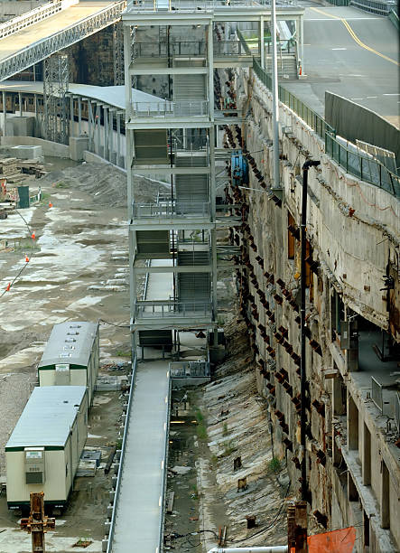 istock World Trade Center Construction. June 2005. 179309306