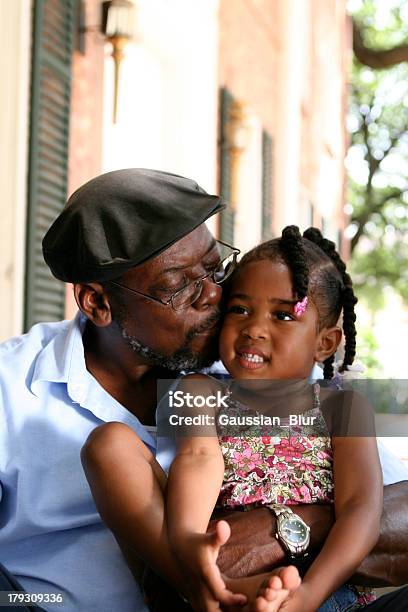 Photo libre de droit de Grandpa banque d'images et plus d'images libres de droit de Adulte - Adulte, Afro-américain, Amour