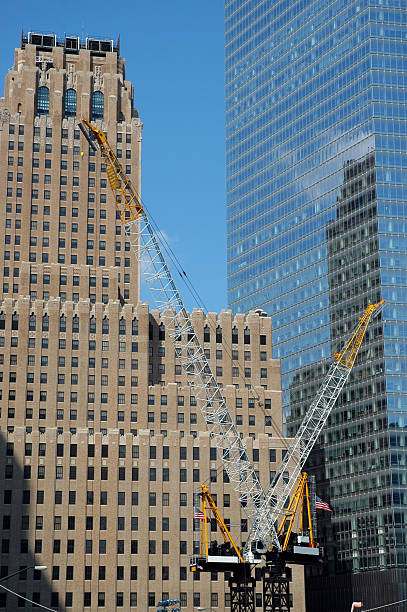 Dos Cranes en la Zona Cero - foto de stock