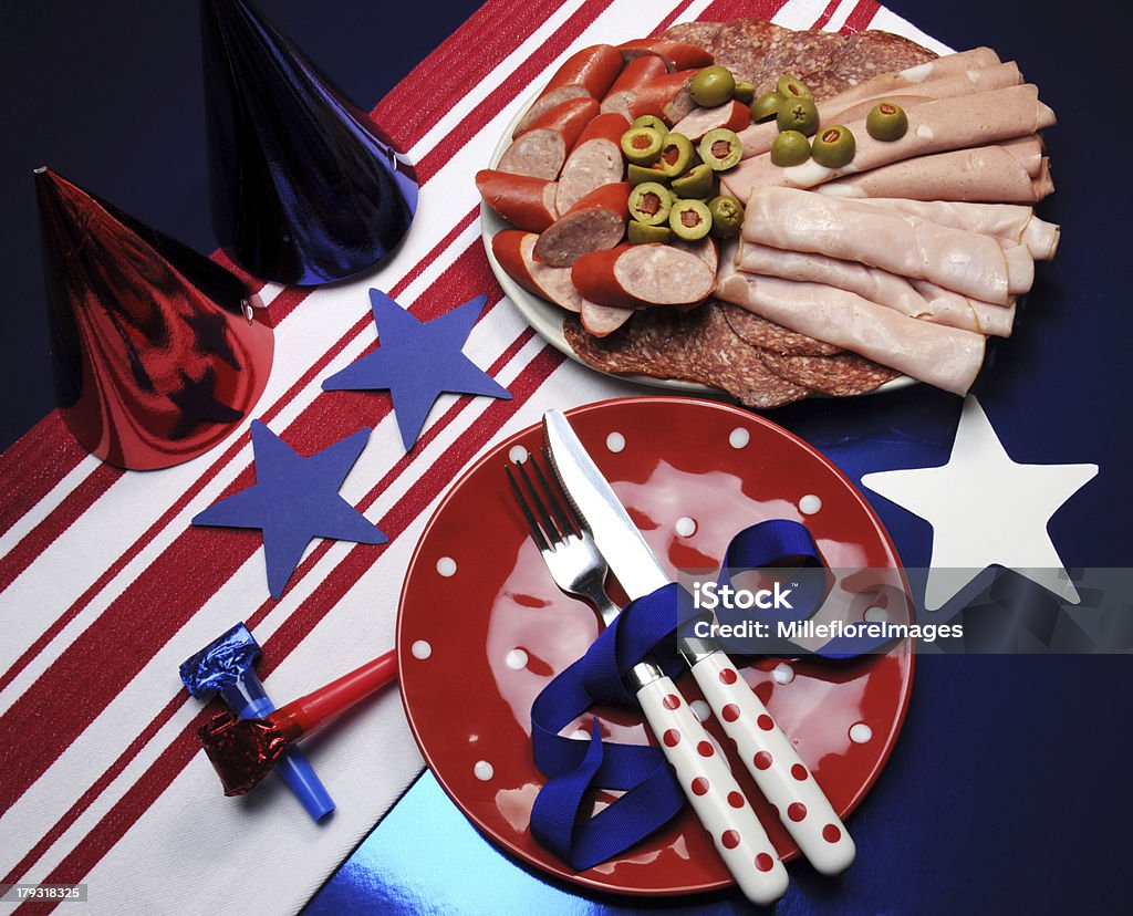 Houston les fans de football et les pom-pom girls avec table de repas. - Photo de 4 juillet libre de droits
