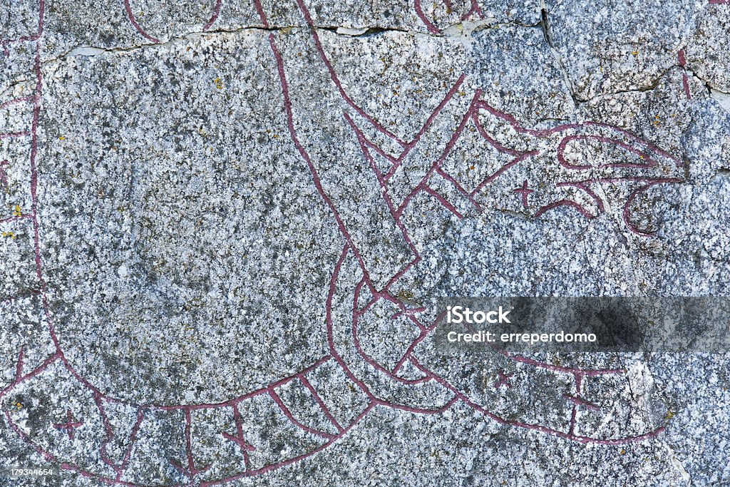 近くのショット rune ストーンでスウェーデン - カラー画像のロイヤリティフリーストックフォト