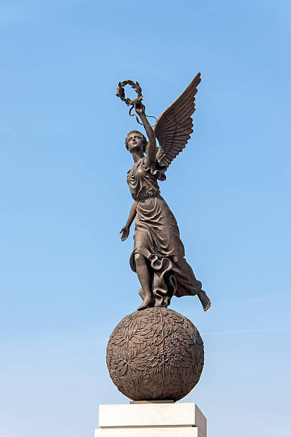 istock Monument of Independence, Kharkov, Ukraine 179346873
