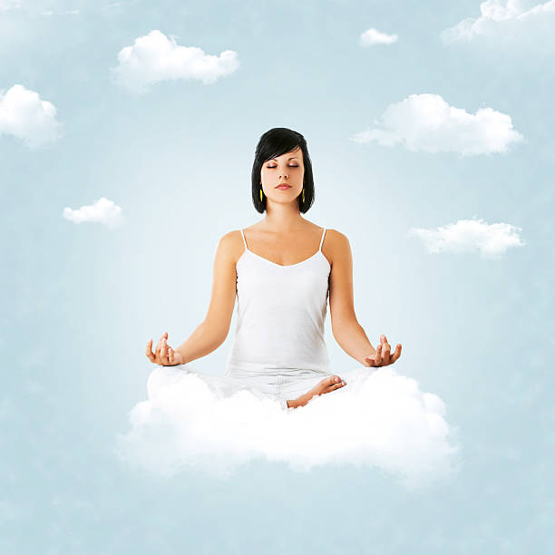 meditation in wolken - marko skrbic stock-fotos und bilder