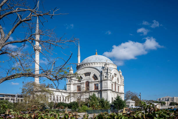 istock Bezmialem Valide / Dolmabahce Mosque 1793496663