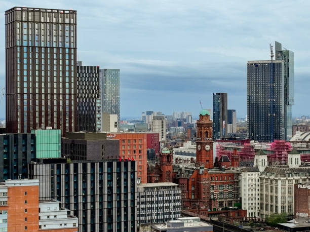 istock The Heart of Downtown Manchester 1793583152