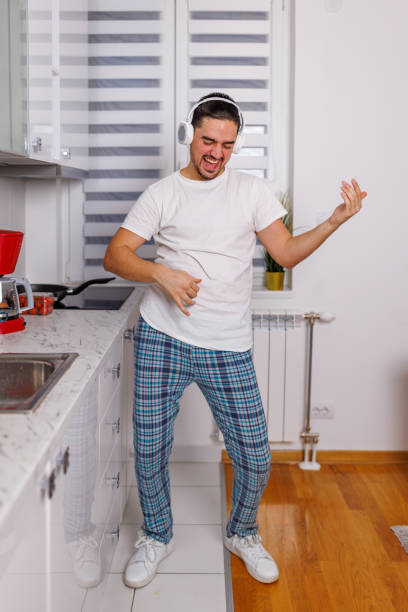 istock Cooking to the beat 1793628732