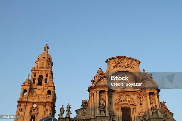 Murcia Foto de stock y más banco de imágenes de Anochecer - Anochecer, Barrio antiguo, Catedral