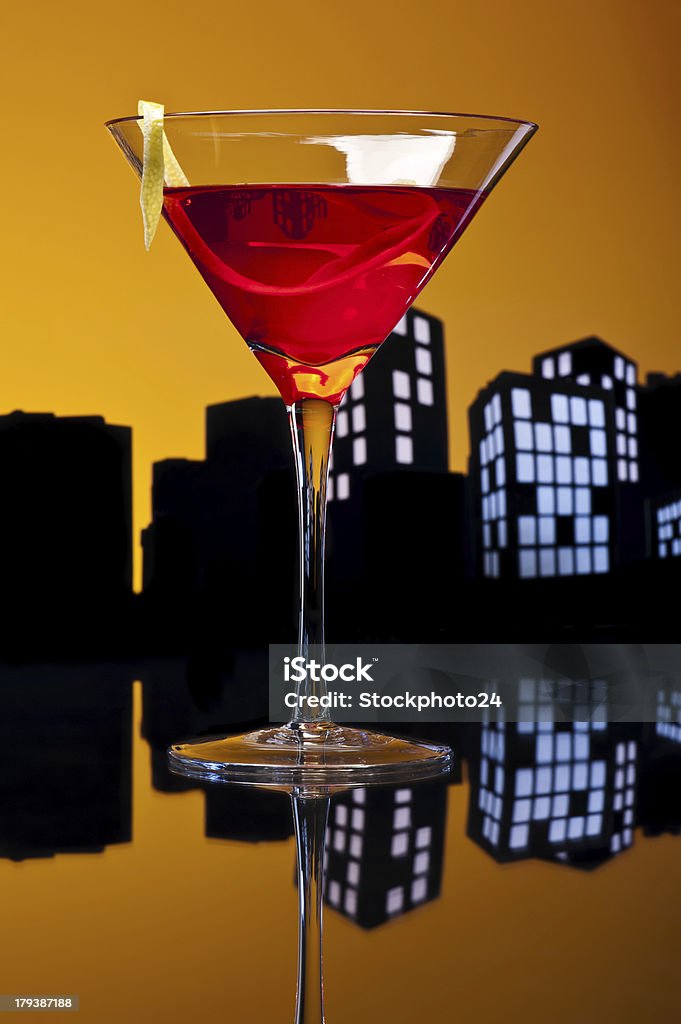 Metropoli cosmopolita Cocktail - Foto stock royalty-free di Bibita