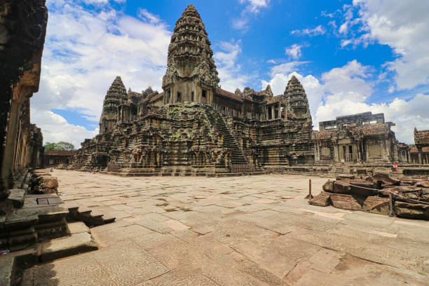 temple d'angkor vat - khmer photos et images de collection