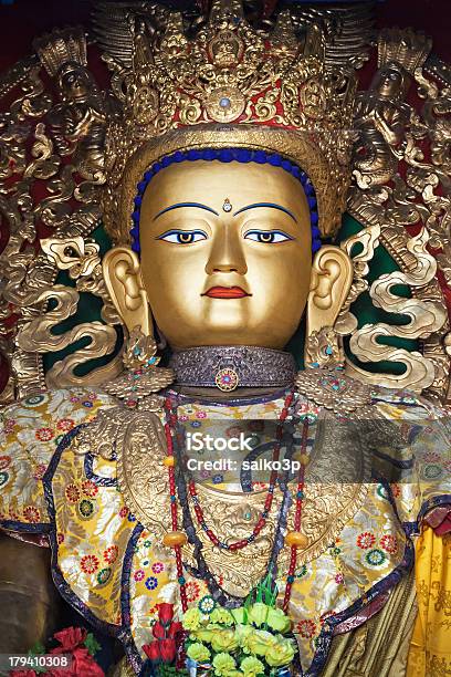 Статуи Будды В Swayambhunath — стоковые фотографии и другие картинки Азиатская культура - Азиатская культура, Азия, Архитектура