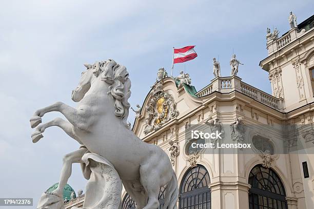 Foto de Belvedere Em Viena e mais fotos de stock de Palácio de Belvedere - Vienna - Palácio de Belvedere - Vienna, Viena - Áustria, Arquitetura