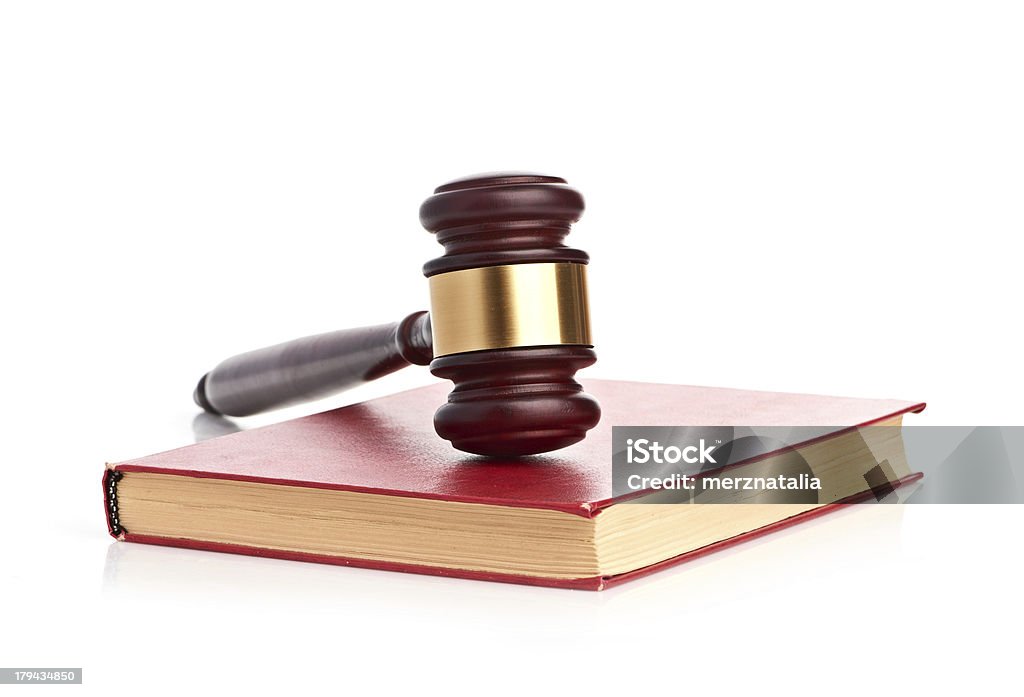 판사 의사봉 빨간색 법적요건 예약 - 로열티 프리 결정 스톡 사진