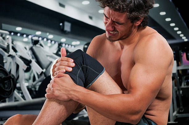 istock Hold the pain 179437958