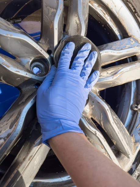 istock Cleaning Dirty Car Alloy Wheel 1794430730