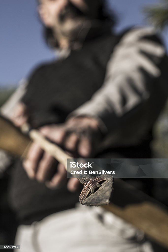 Erwachsener Archer mit Pfeil und Bogen in Nahaufnahme - Lizenzfrei Aktiver Senior Stock-Foto