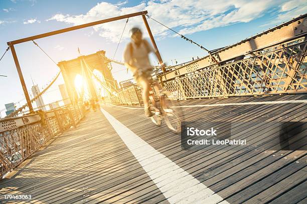 Cyclyst On Broklyn Bridge In New York Stock Photo - Download Image Now - Brooklyn Bridge, Bicycle, Cycling