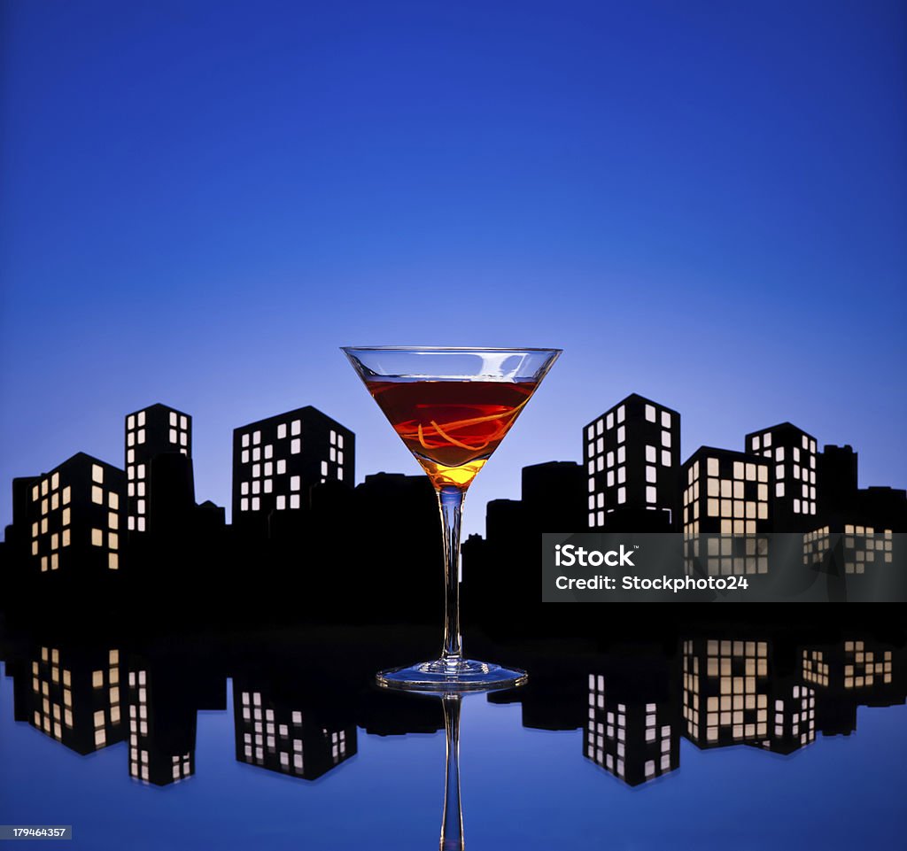 Metropolis Cocktail Manhattan - Photo de Amer - Alcool libre de droits