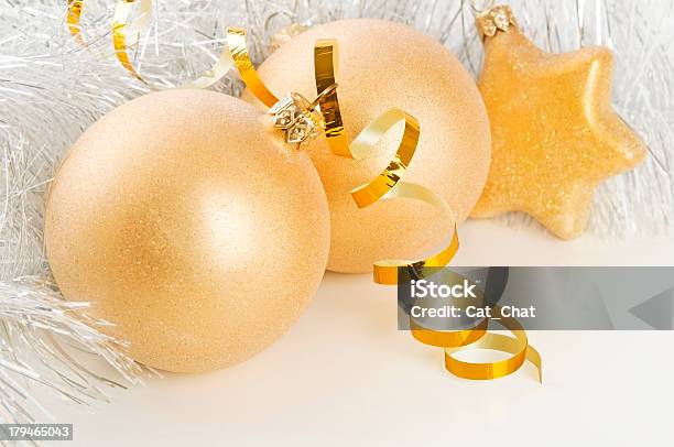 Foto de Decorações De Natal e mais fotos de stock de Amarelo - Amarelo, Ano novo, Artigo de decoração