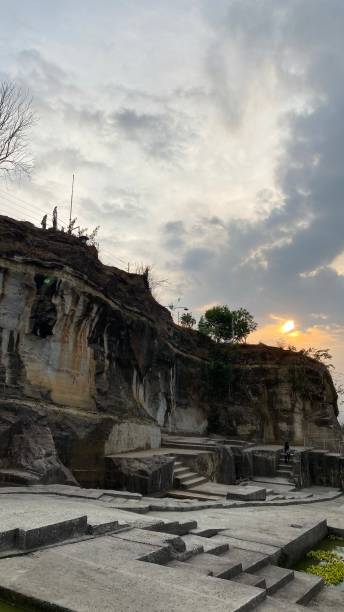 istock View of the cliff at sunset 1794678244